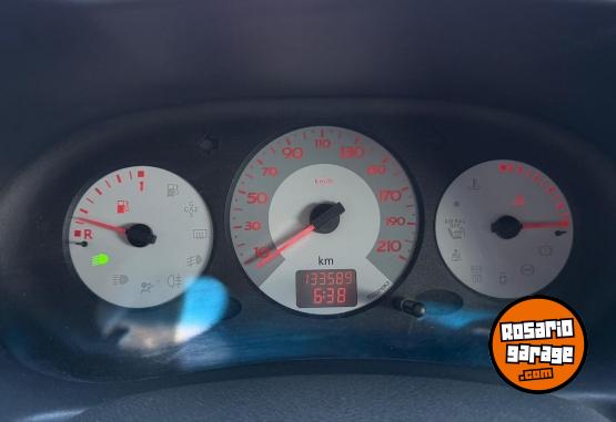 Autos - Renault Clio 2006 Nafta 133000Km - En Venta