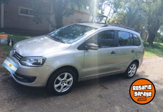 Autos - Volkswagen Suran 2012 Nafta 145000Km - En Venta