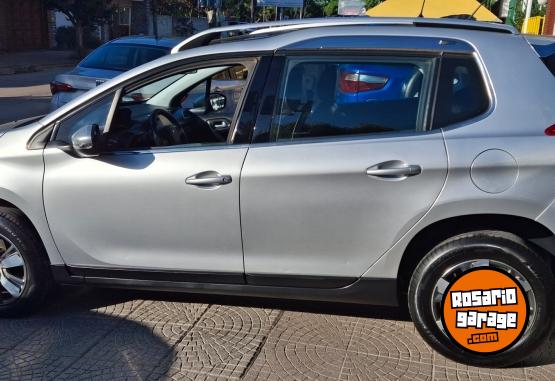 Autos - Peugeot 2008 FELINE 2017 Nafta 96000Km - En Venta