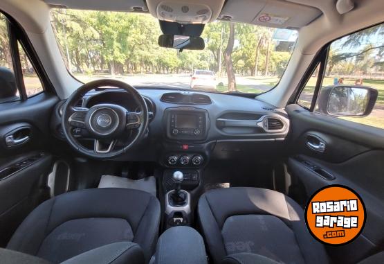 Camionetas - Jeep RENEGADE 2018 Nafta 76000Km - En Venta
