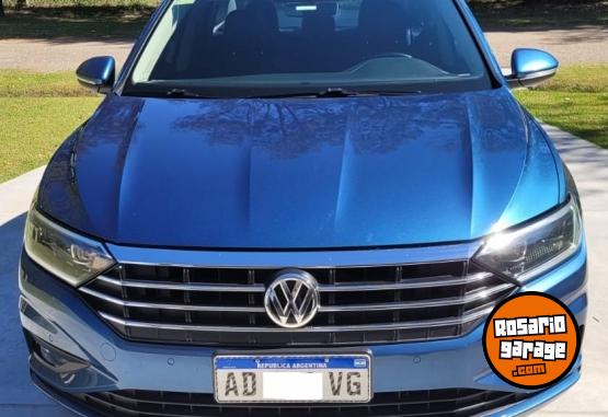 Autos - Volkswagen Vento Highline 2019 Nafta 118000Km - En Venta