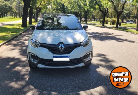 Autos - Renault CAPTUR 2019 Nafta 56000Km - En Venta