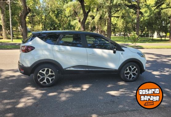 Autos - Renault CAPTUR 2019 Nafta 56000Km - En Venta