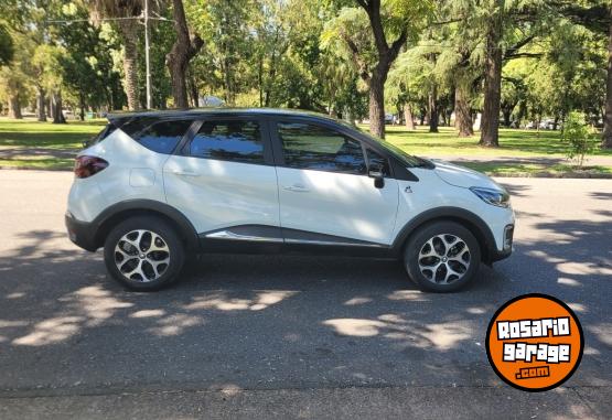 Autos - Renault CAPTUR 2019 Nafta 56000Km - En Venta