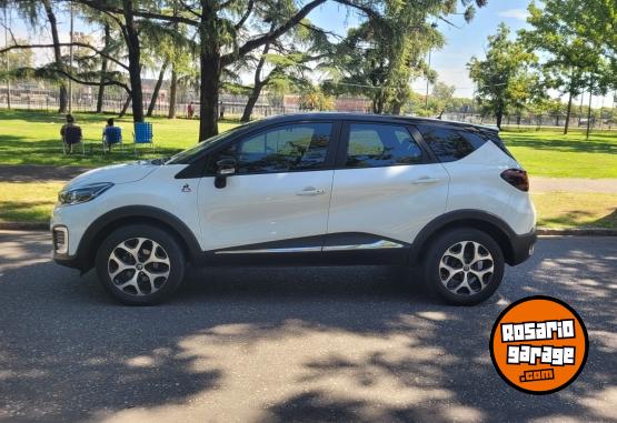 Autos - Renault CAPTUR 2019 Nafta 56000Km - En Venta