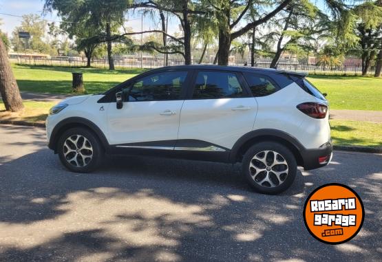 Autos - Renault CAPTUR 2019 Nafta 56000Km - En Venta
