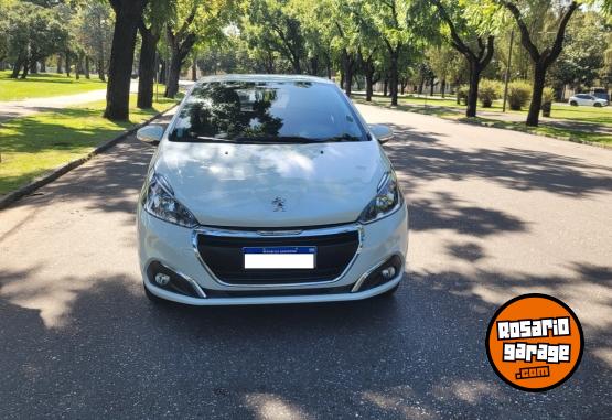 Autos - Peugeot 208 ALLURE 2019 Nafta 70000Km - En Venta