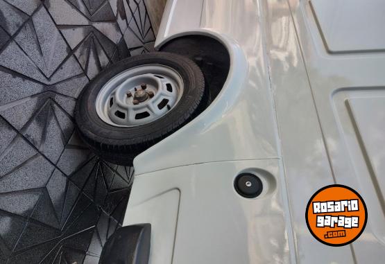 Utilitarios - Fiat Fiorino 1996 Nafta 111111Km - En Venta