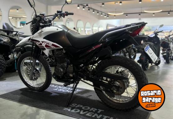 Motos - Zanella ZR 250 2020 Nafta 2900Km - En Venta