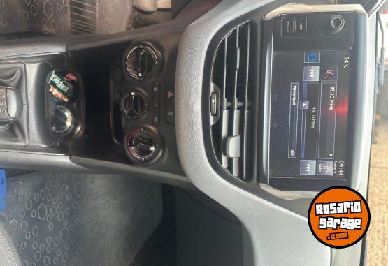 Autos - Peugeot 208 2014 Nafta 133300Km - En Venta