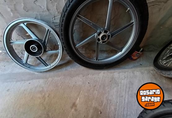 Accesorios para Motos - llantas 14 y 17 - En Venta