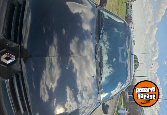 Autos - Renault Clio 2010 Nafta 229000Km - En Venta