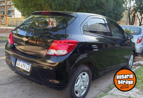 Autos - Chevrolet Onix Joy 2017 Nafta 100000Km - En Venta