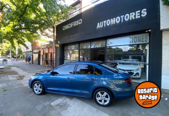 Autos - Volkswagen Vento 2018 Nafta 130000Km - En Venta