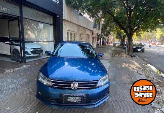 Autos - Volkswagen Vento 2018 Nafta 130000Km - En Venta