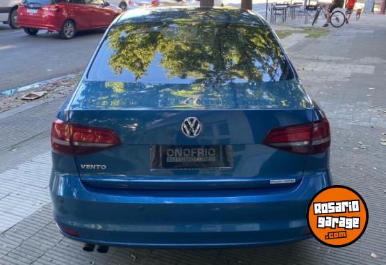 Autos - Volkswagen Vento 2018 Nafta 130000Km - En Venta