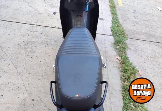 Motos - Gilera Smash Full 2025 Nafta 5300Km - En Venta