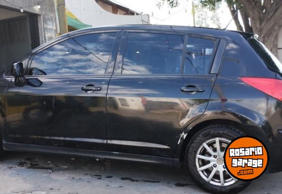 Autos - Nissan Tiida 2008 GNC 228000Km - En Venta