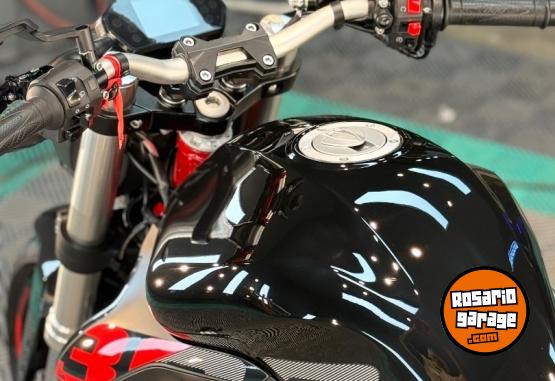 Motos - Benelli 302s 2022 Nafta 11000Km - En Venta