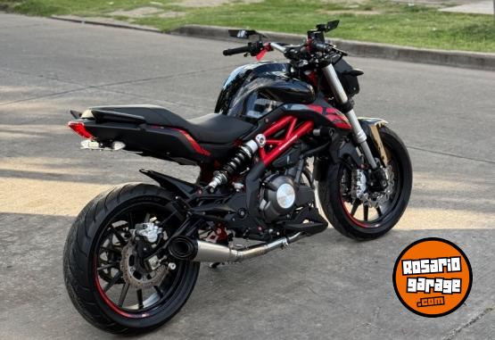 Motos - Benelli 302s 2022 Nafta 11000Km - En Venta