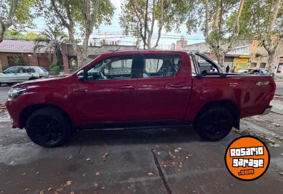Camionetas - Toyota Hilux 3.0 Sr 4x4 2016 Diesel  - En Venta