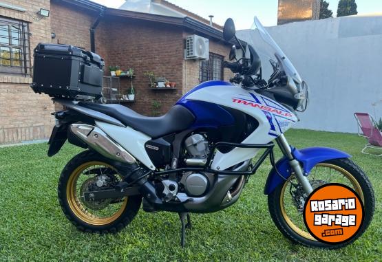 Motos - Honda Transalp 2011 Nafta 39000Km - En Venta