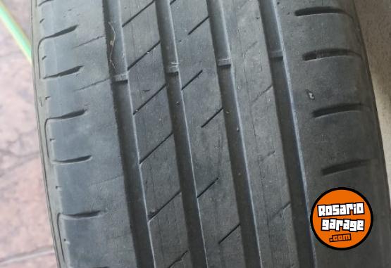 Accesorios para Autos - 4 Cubiertas Good Year Wrangler 215 55 18 - En Venta