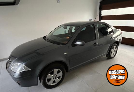 Autos - Volkswagen Bora 2.0 2011 Nafta 160000Km - En Venta