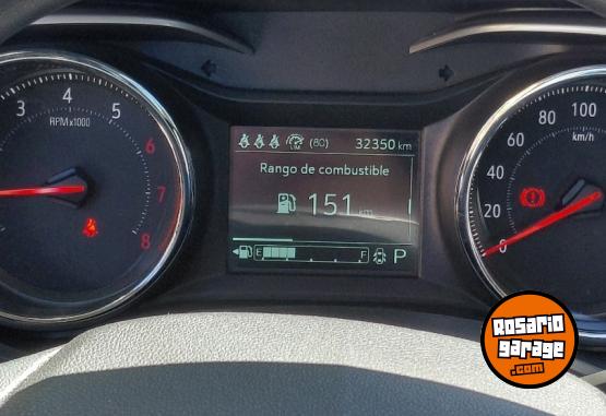 Autos - Chevrolet Tracker LTZ AT 2024 Nafta 32000Km - En Venta