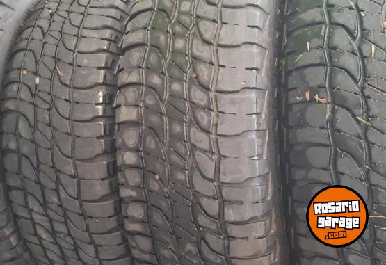 Accesorios para Autos - Cubiertas Michel�n 235 70 16 - En Venta