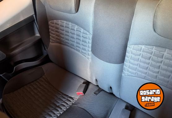 Camionetas - Fiat Strada Adventure Locker 2012 Nafta 286000Km - En Venta