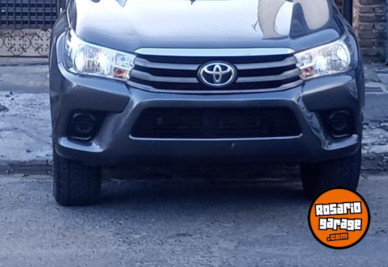 Camionetas - Toyota Hilux 4x4 sr 2016 Diesel 193000Km - En Venta