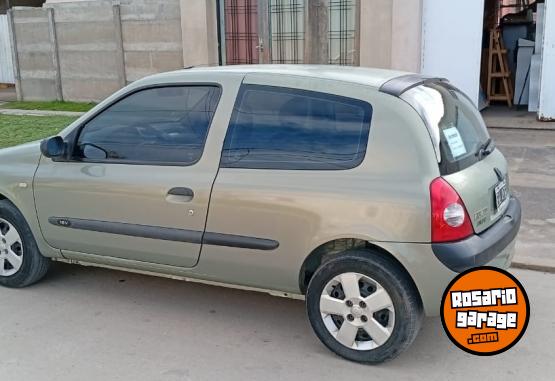 Autos - Renault Clio 2005 Nafta 200000Km - En Venta
