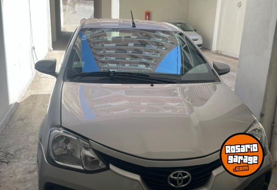 Autos - Toyota Etios 2019 Nafta 51500Km - En Venta