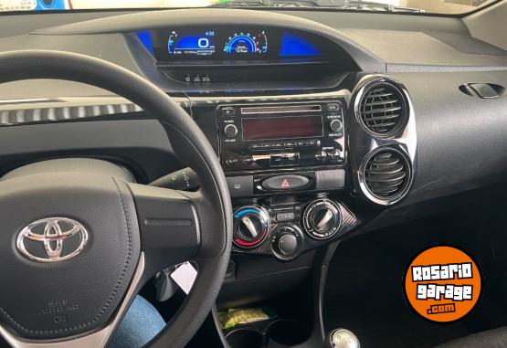 Autos - Toyota Etios 2019 Nafta 51500Km - En Venta
