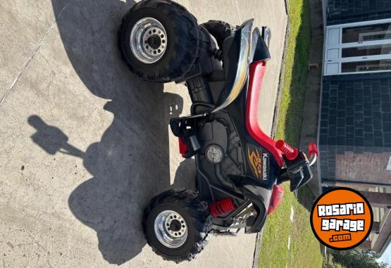 Art�culos para beb� - Cuatriciclo a bater�a. - En Venta