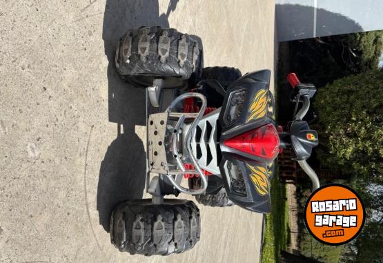 Art�culos para beb� - Cuatriciclo a bater�a. - En Venta