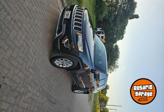 Camionetas - Jeep Grand Cherokee Limited 2014 Nafta 211000Km - En Venta