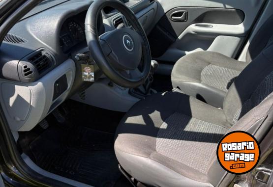 Autos - Renault Clio 2011 Nafta 142000Km - En Venta