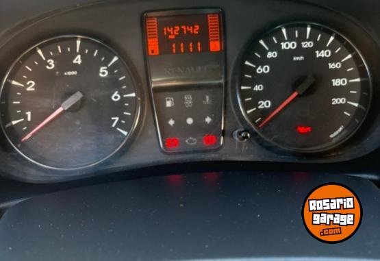 Autos - Renault Clio 2011 Nafta 142000Km - En Venta