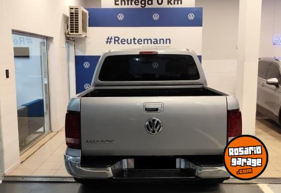 Camionetas - Volkswagen AMAROK HIGHLINE 4X2 AT 2023 Diesel 75000Km - En Venta