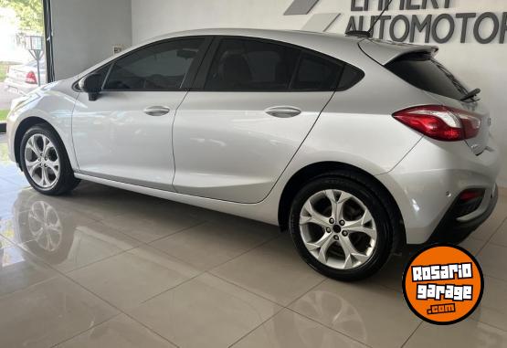 Autos - Chevrolet CRUZE LT 2021 Nafta 122000Km - En Venta