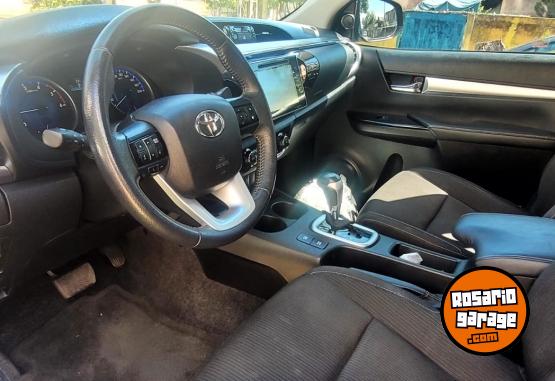 Camionetas - Toyota TOYOTA HILUX 2.8 2017 Diesel 70000Km - En Venta