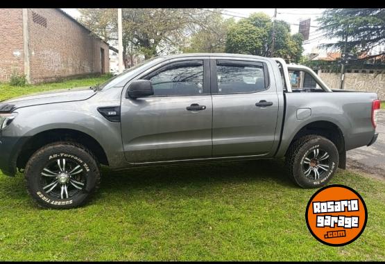 Camionetas - Ford Ranger 2.2 safety 2015 Diesel 105000Km - En Venta