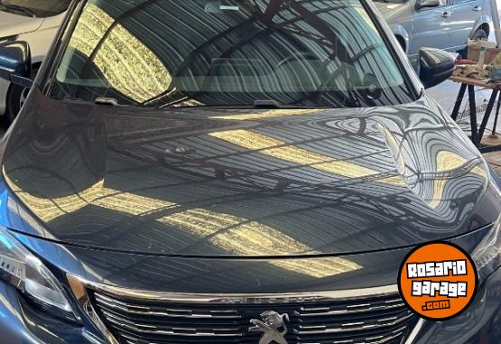 Autos - Peugeot 5008 Allure 2018 Nafta 150000Km - En Venta