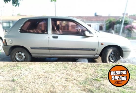 Autos - Renault Clio MD 1997 1997 Diesel 372000Km - En Venta