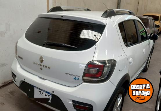 Autos - Renault Sandero stepway 2017 Nafta 195000Km - En Venta