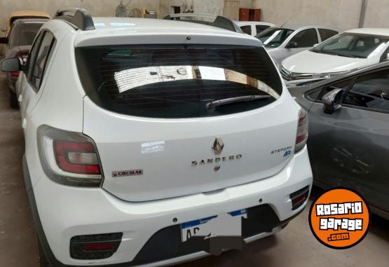 Autos - Renault Sandero stepway 2017 Nafta 195000Km - En Venta