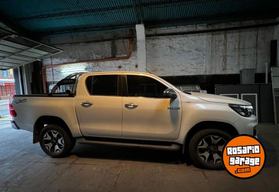 Camionetas - Toyota HILUX 2019 Diesel 73522Km - En Venta