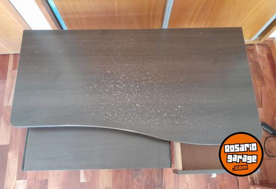 Hogar - VENDO ESCRITORIO PC - En Venta